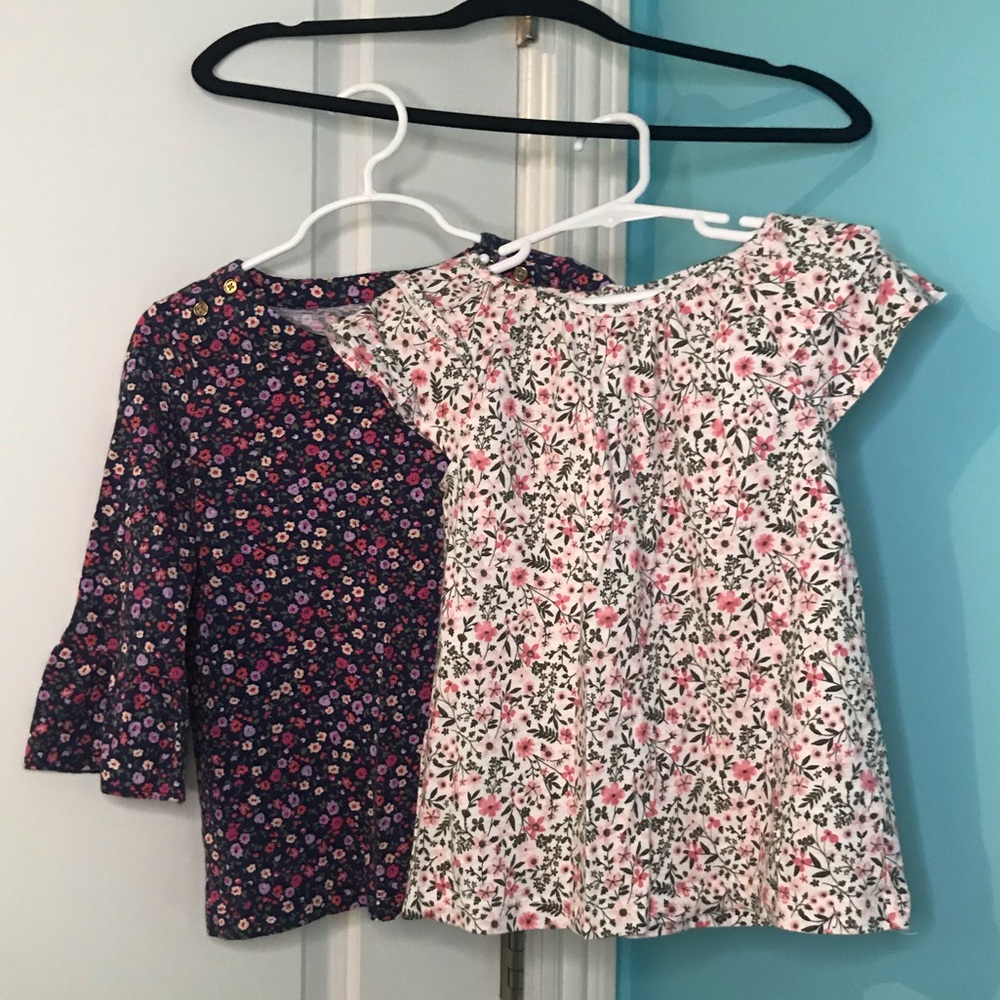 2 adorable floral tops!!